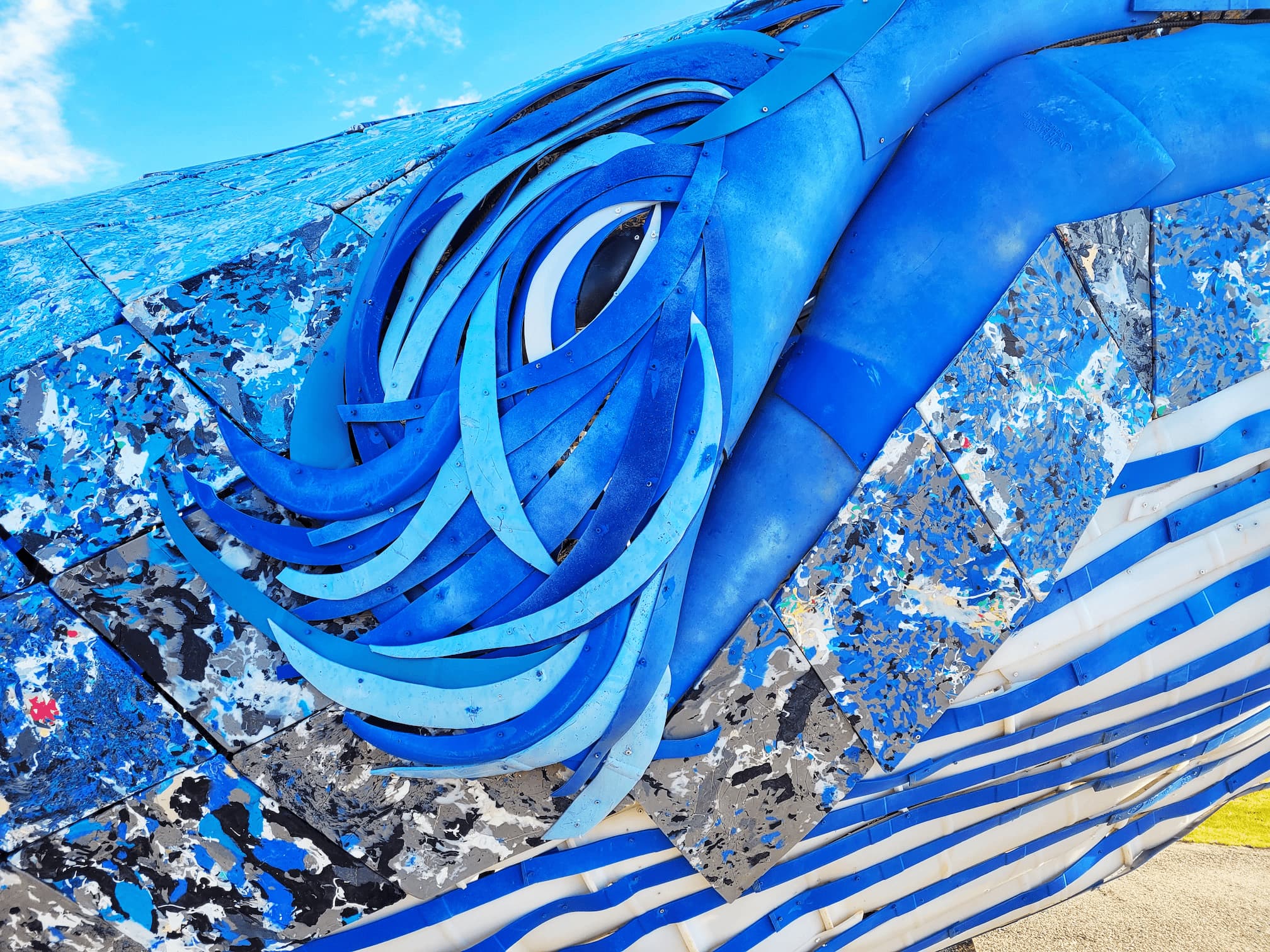 photo of ethyl the whale sculpture