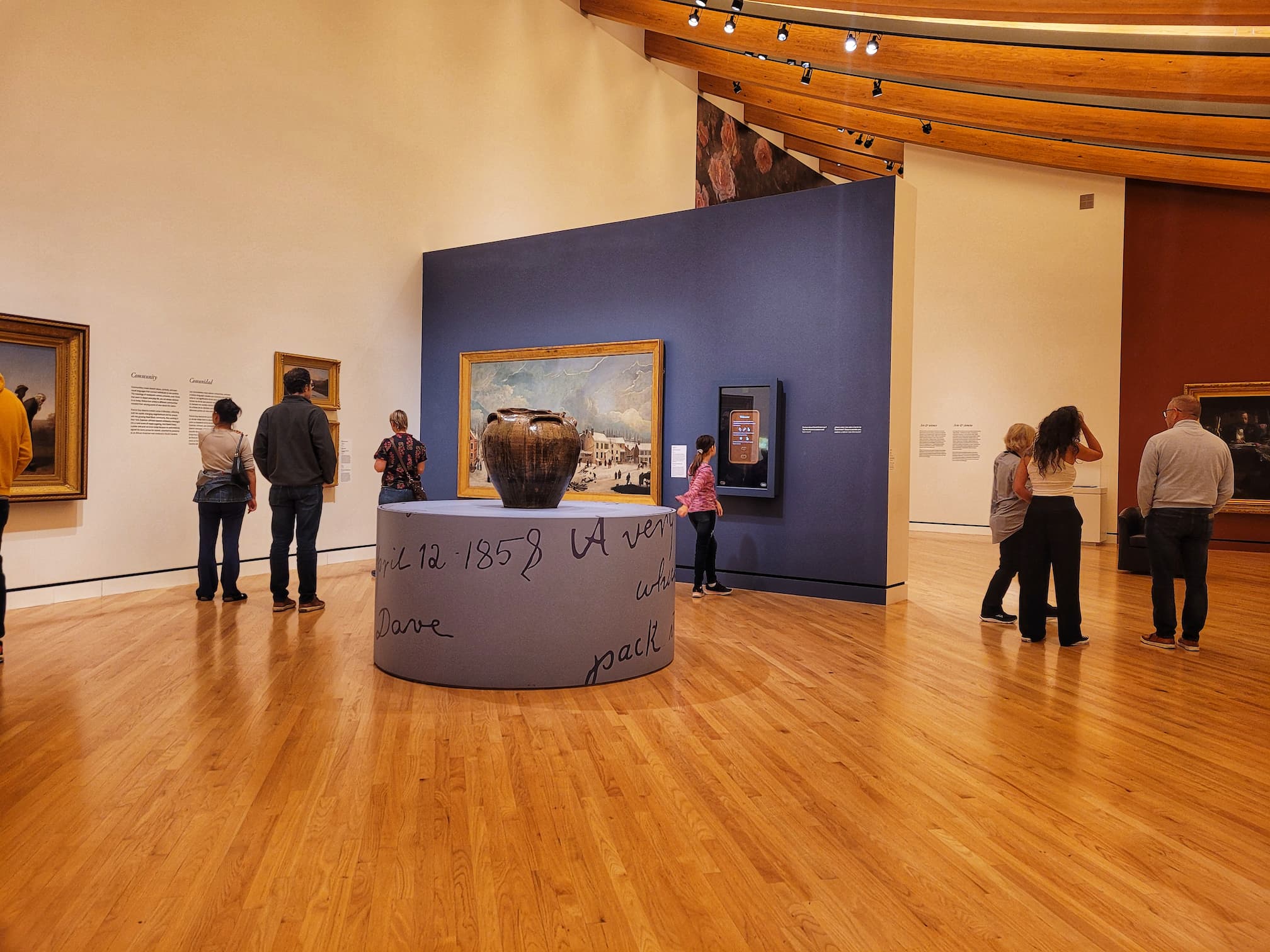 photo of cystal bridges museum gallery