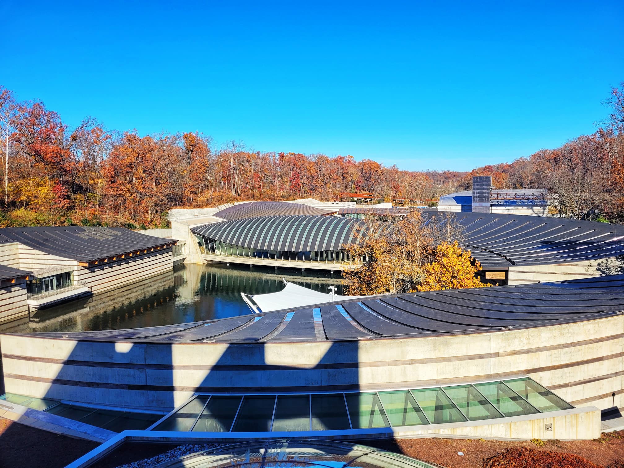 photo of crystal bridges museum