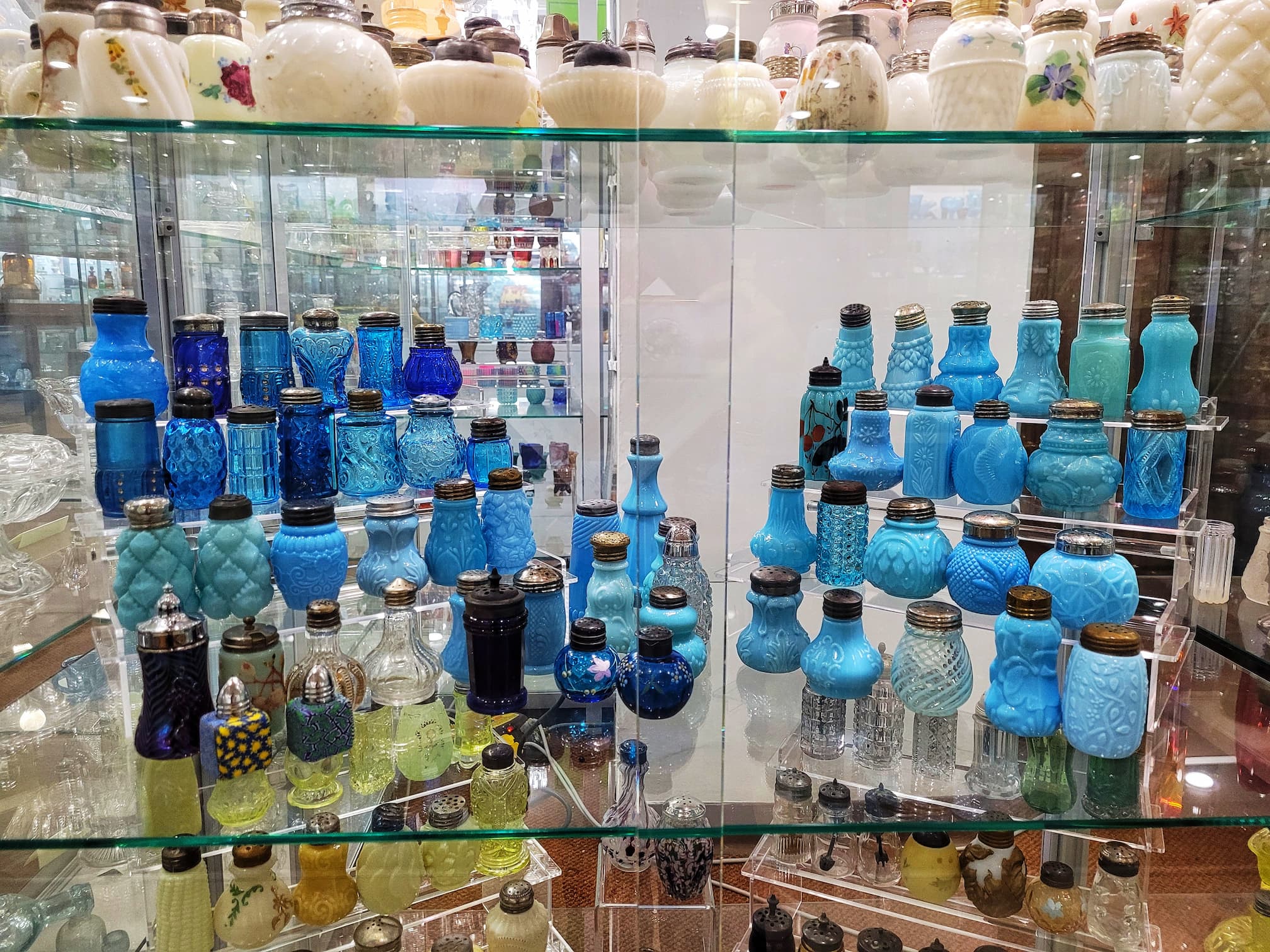 photo of museum of american glass blue shakers