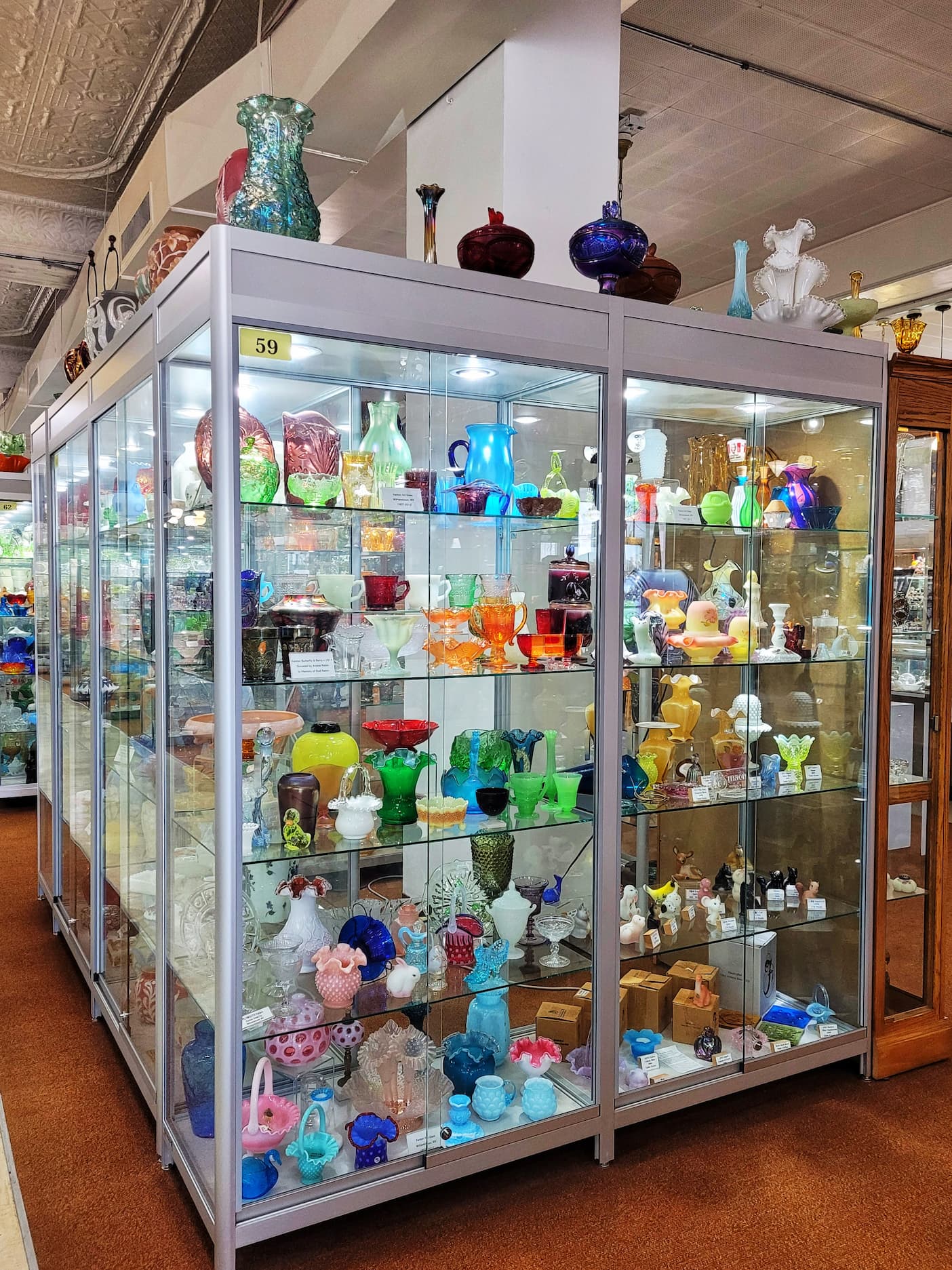 photo of museum of american glass exhibit