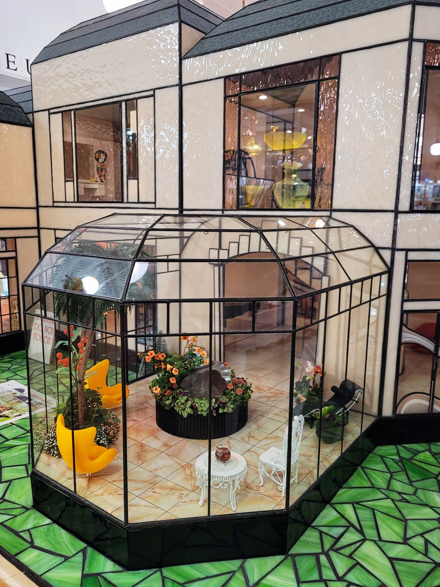 photo of lade jane stained glass dollhouse at museum of american glass