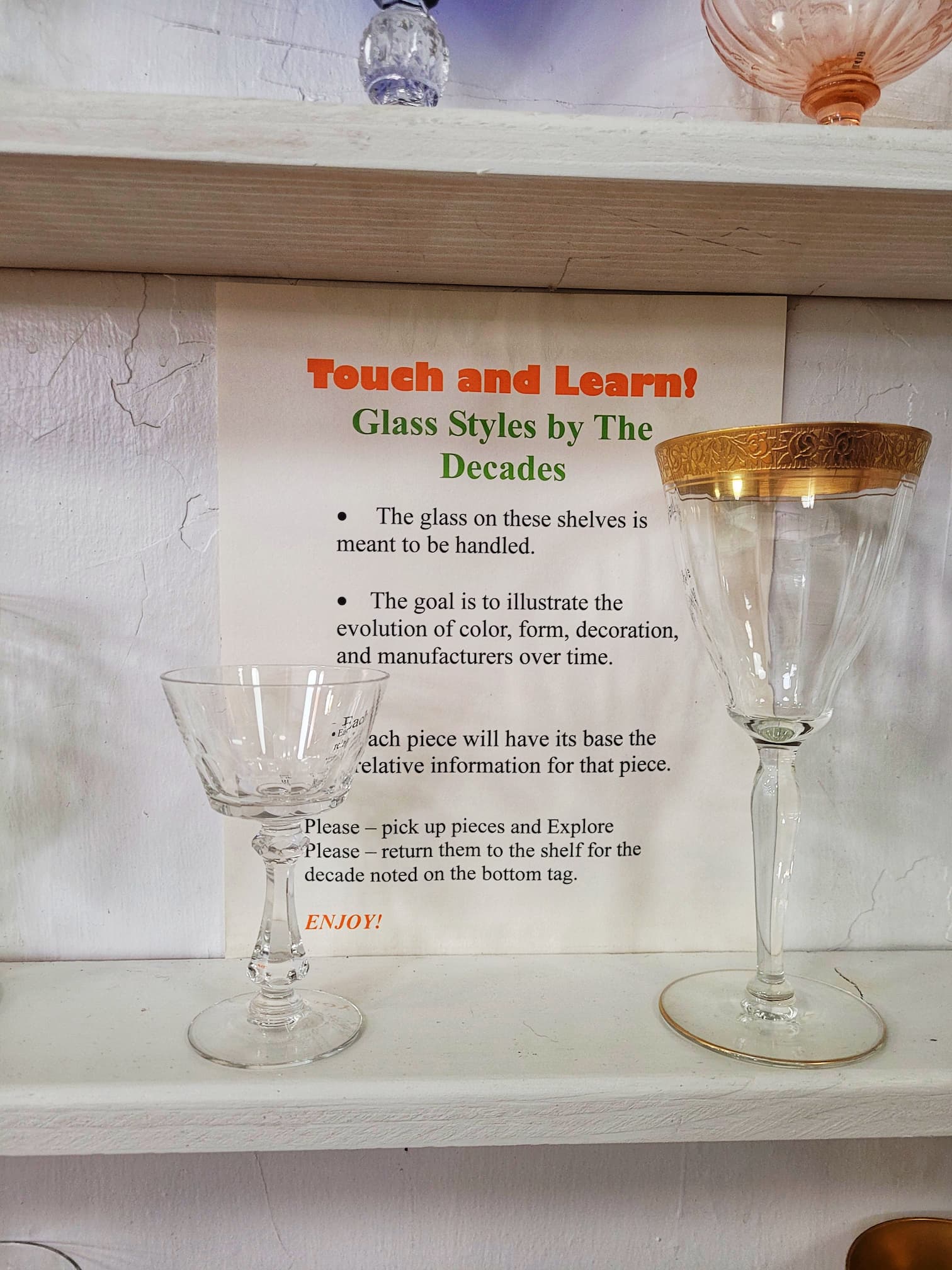 photo of museum of american glass hands on exhibit