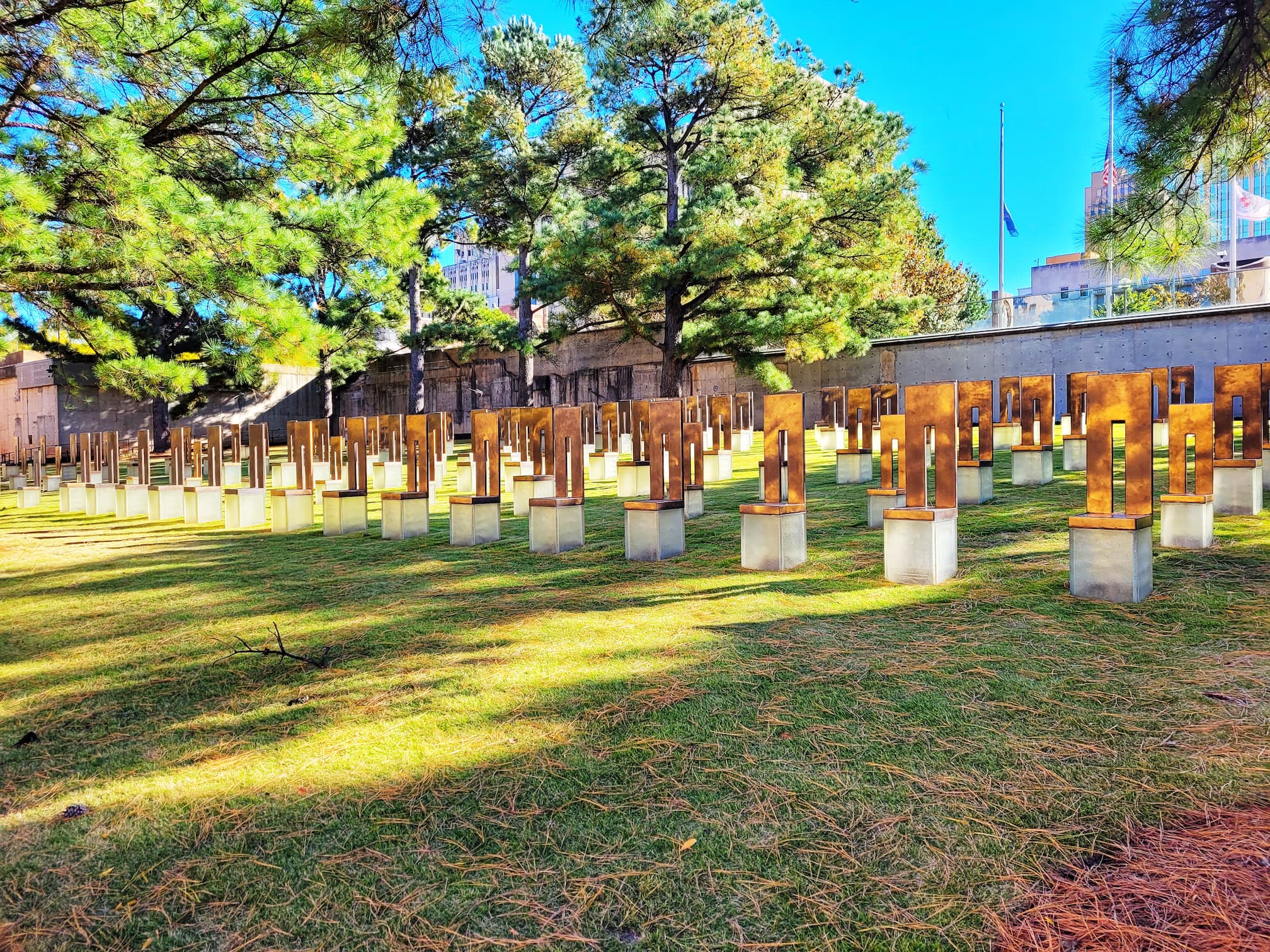 photo of oklahoma city national memorial