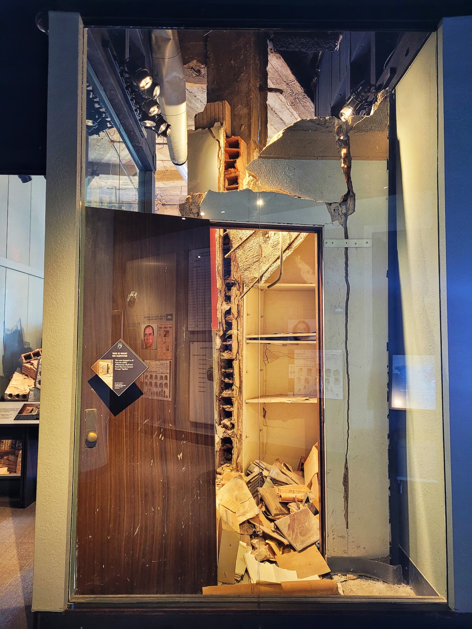 photo of journal record building in okc