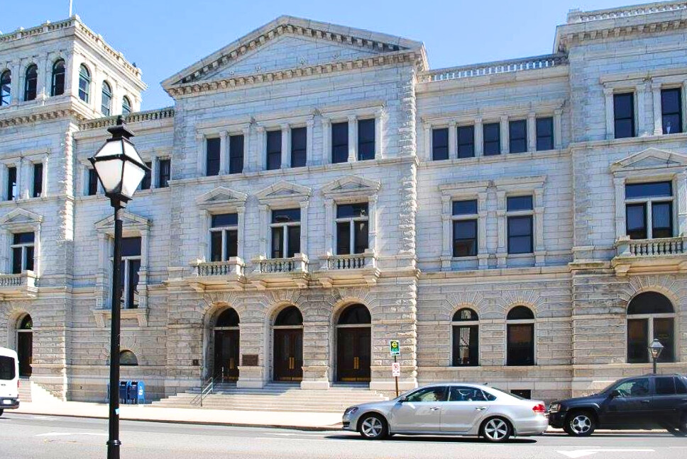 photo of charleston postal museum building
