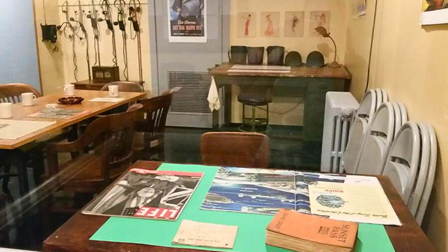 photo of fort moultrie office