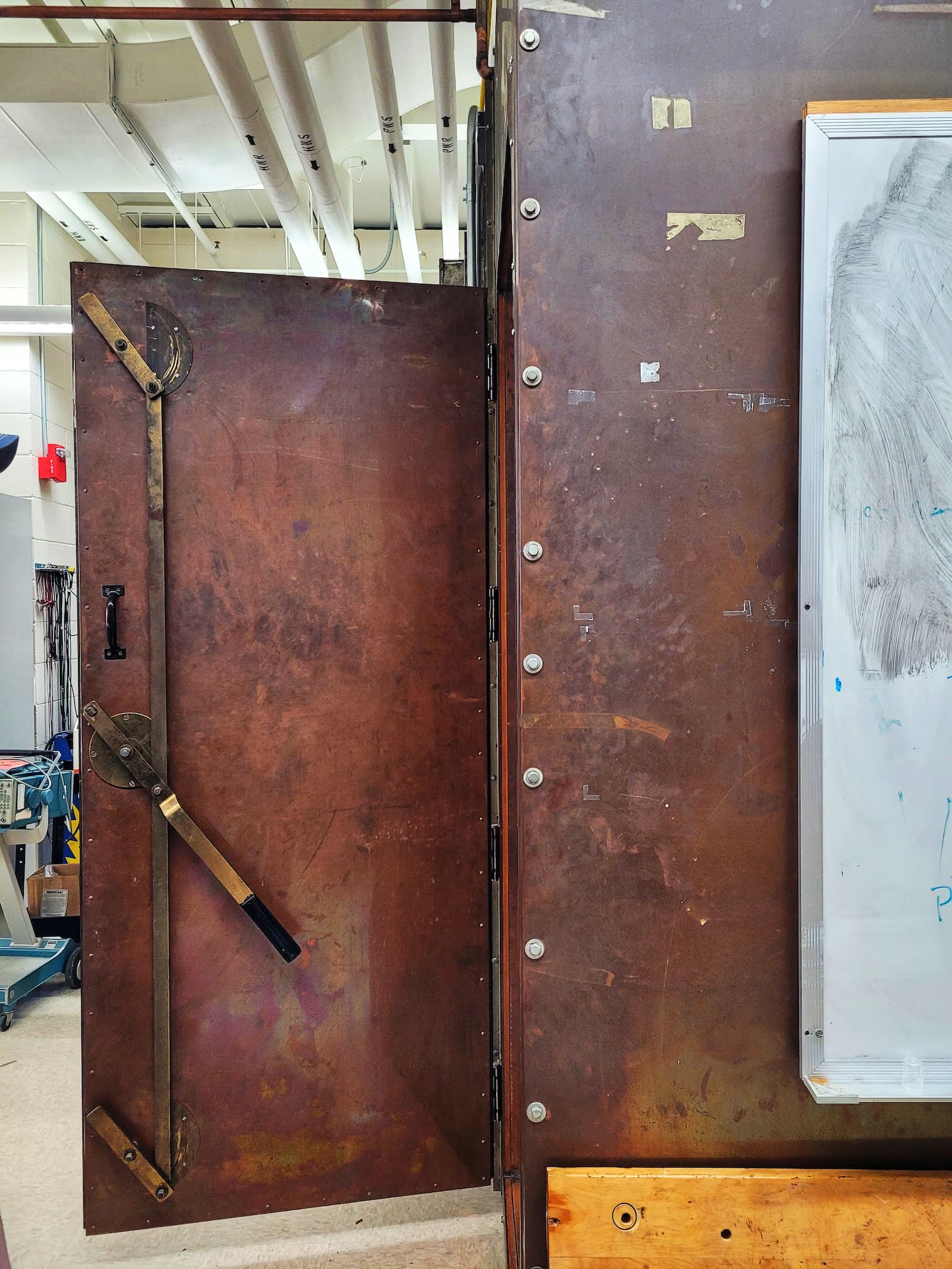 photo of uw-madion faraday cage