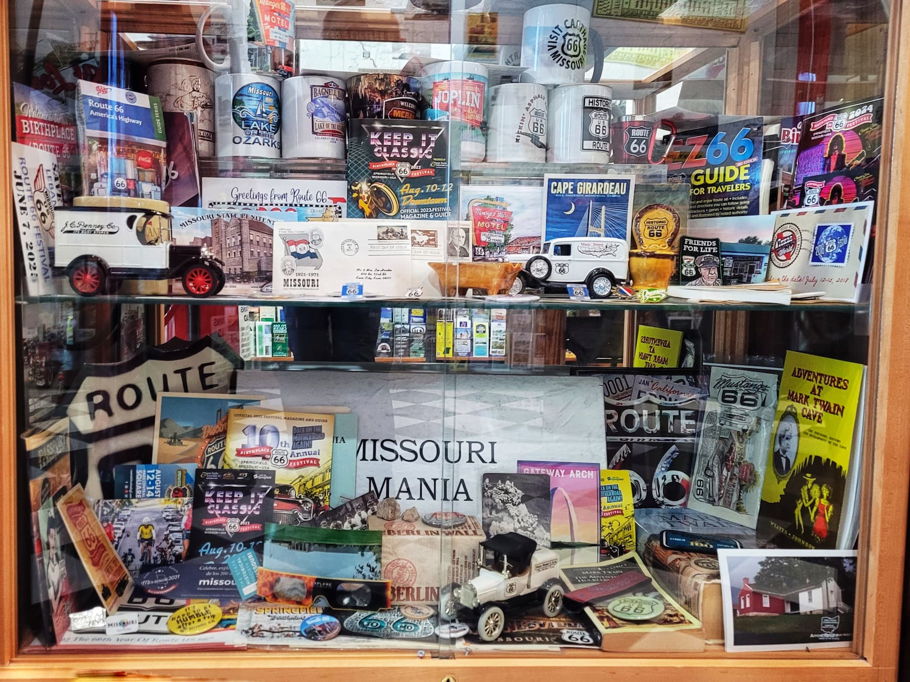 photo of conway rest area display of route 66 memorabilia