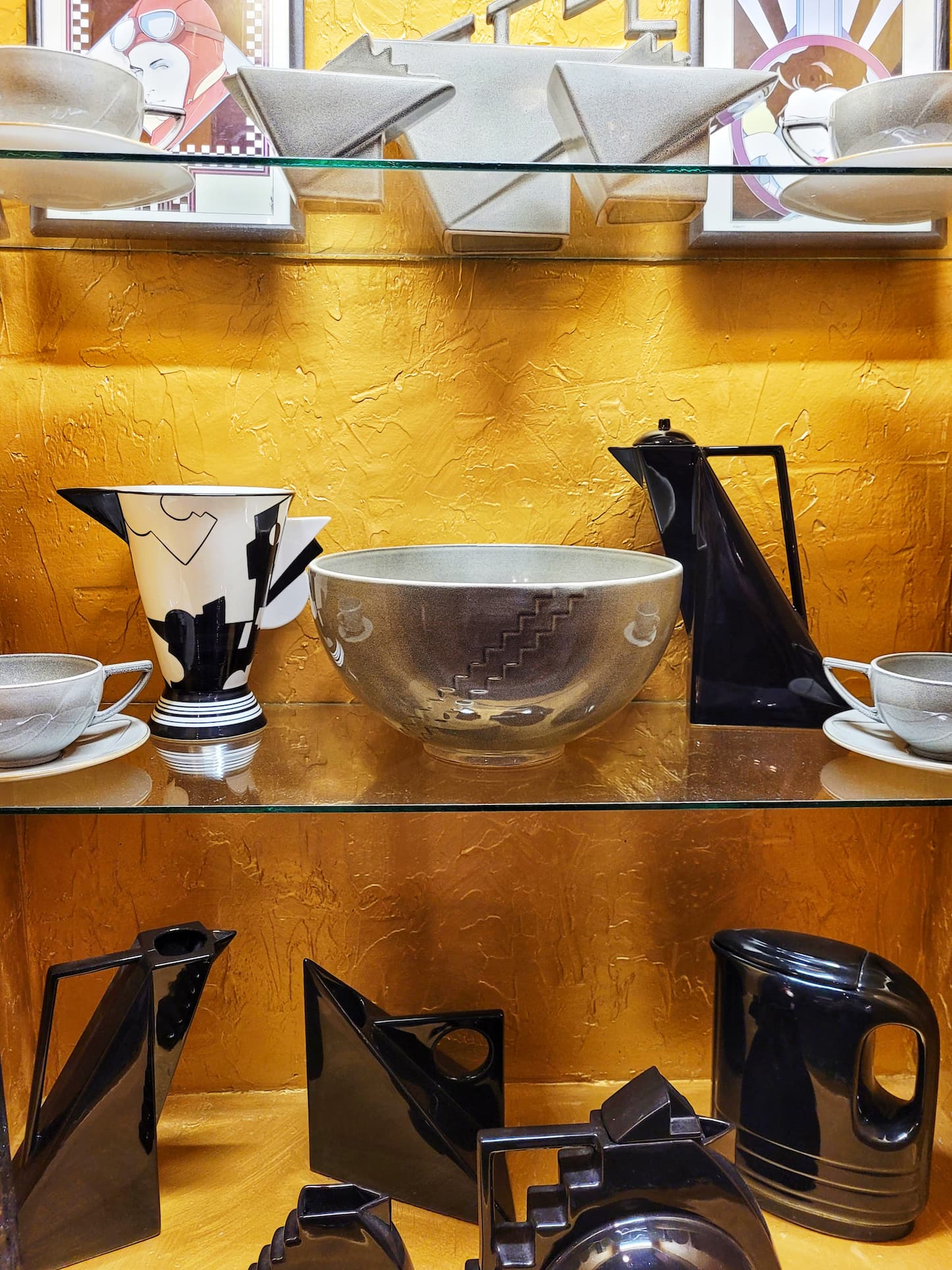 photo of shelves of art deco housewares