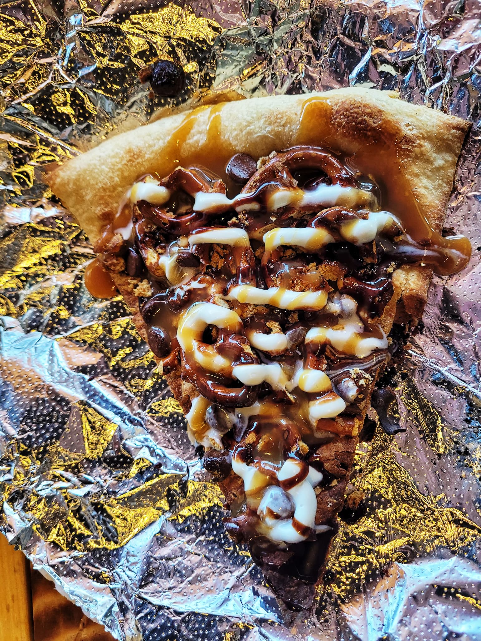 photo of dessert pizza at guthrie brewing