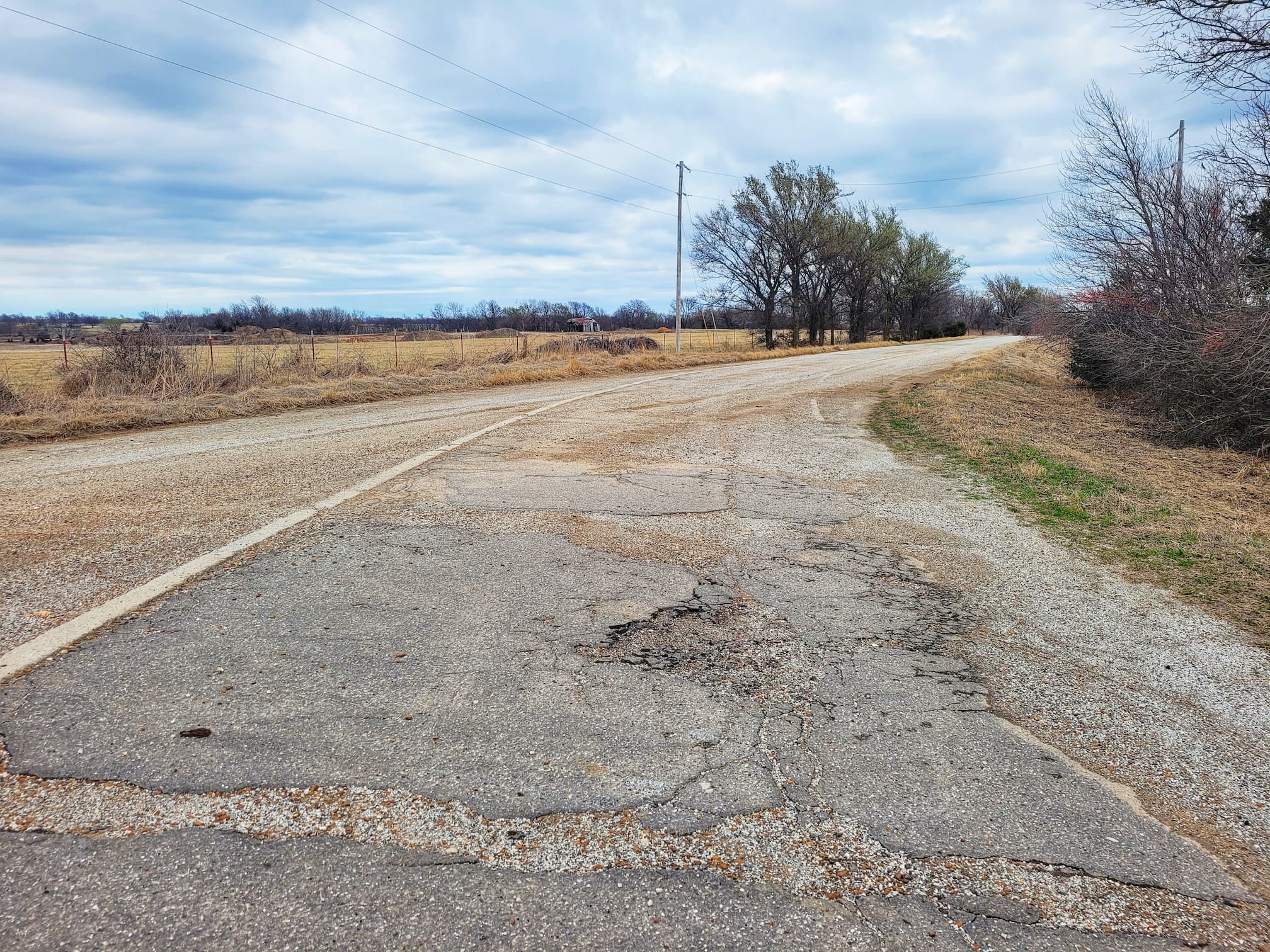 photo of nine foot wide section of route 66
