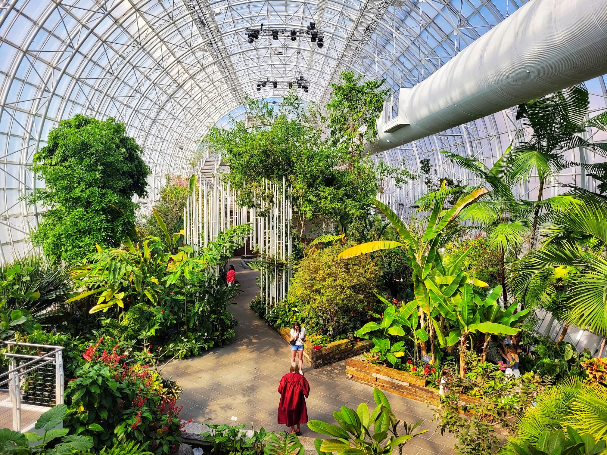 photo of inside crystal bridge conservatory