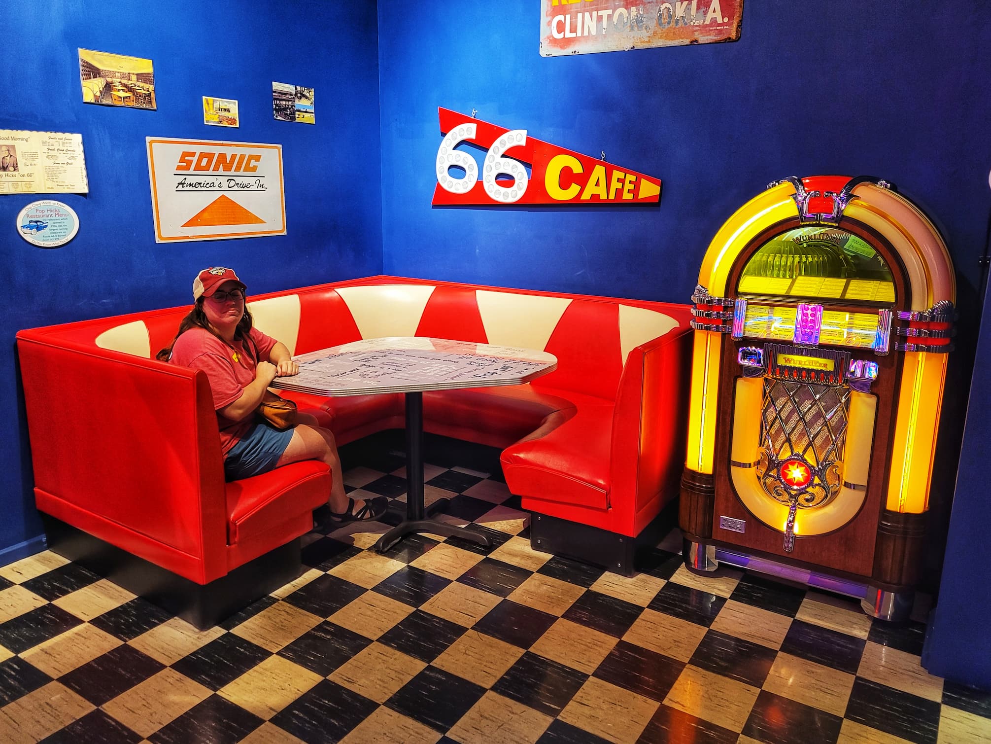 photo of jen at oklahoma route 66 museum