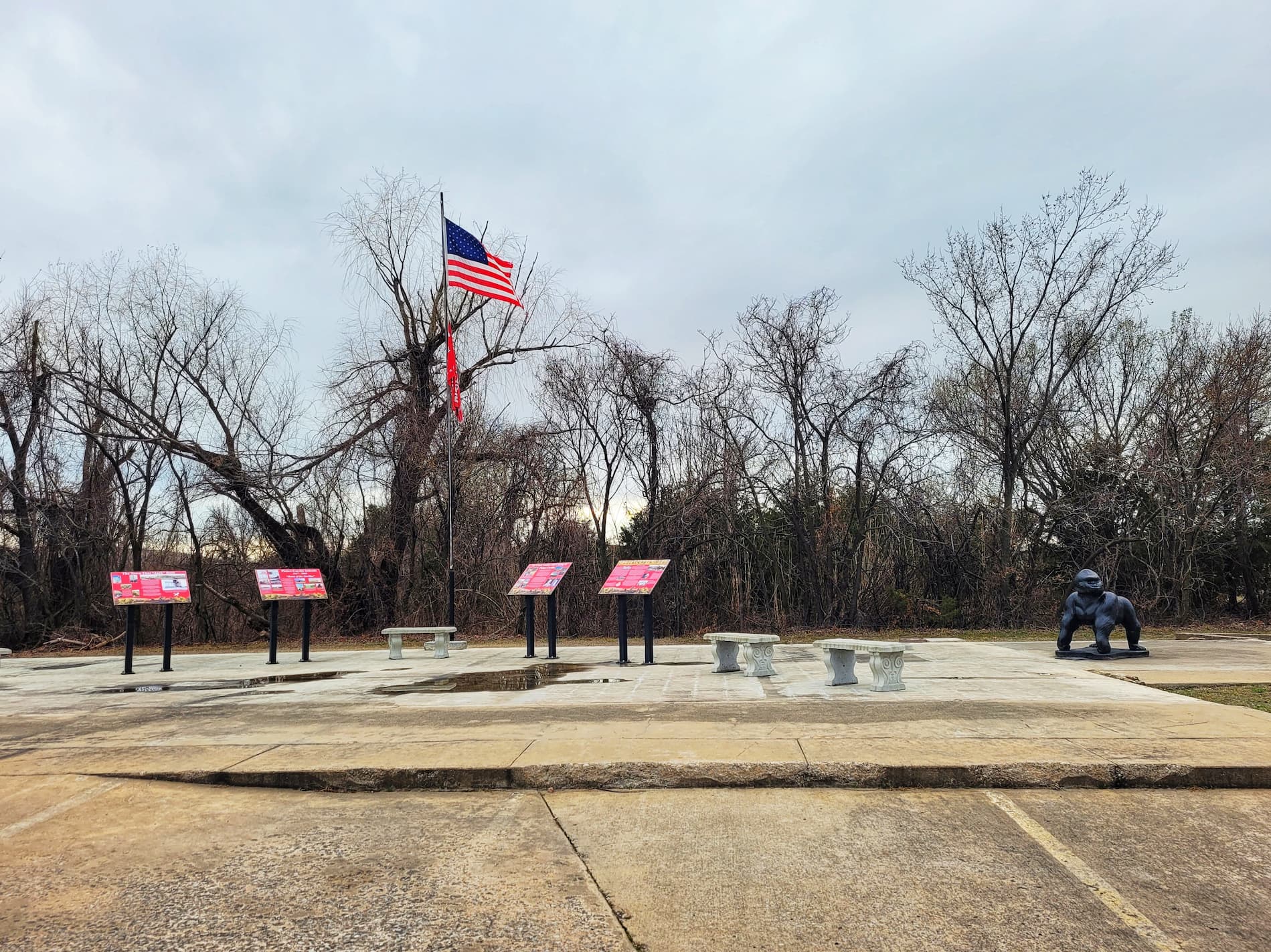 photo of picher interpretive signs