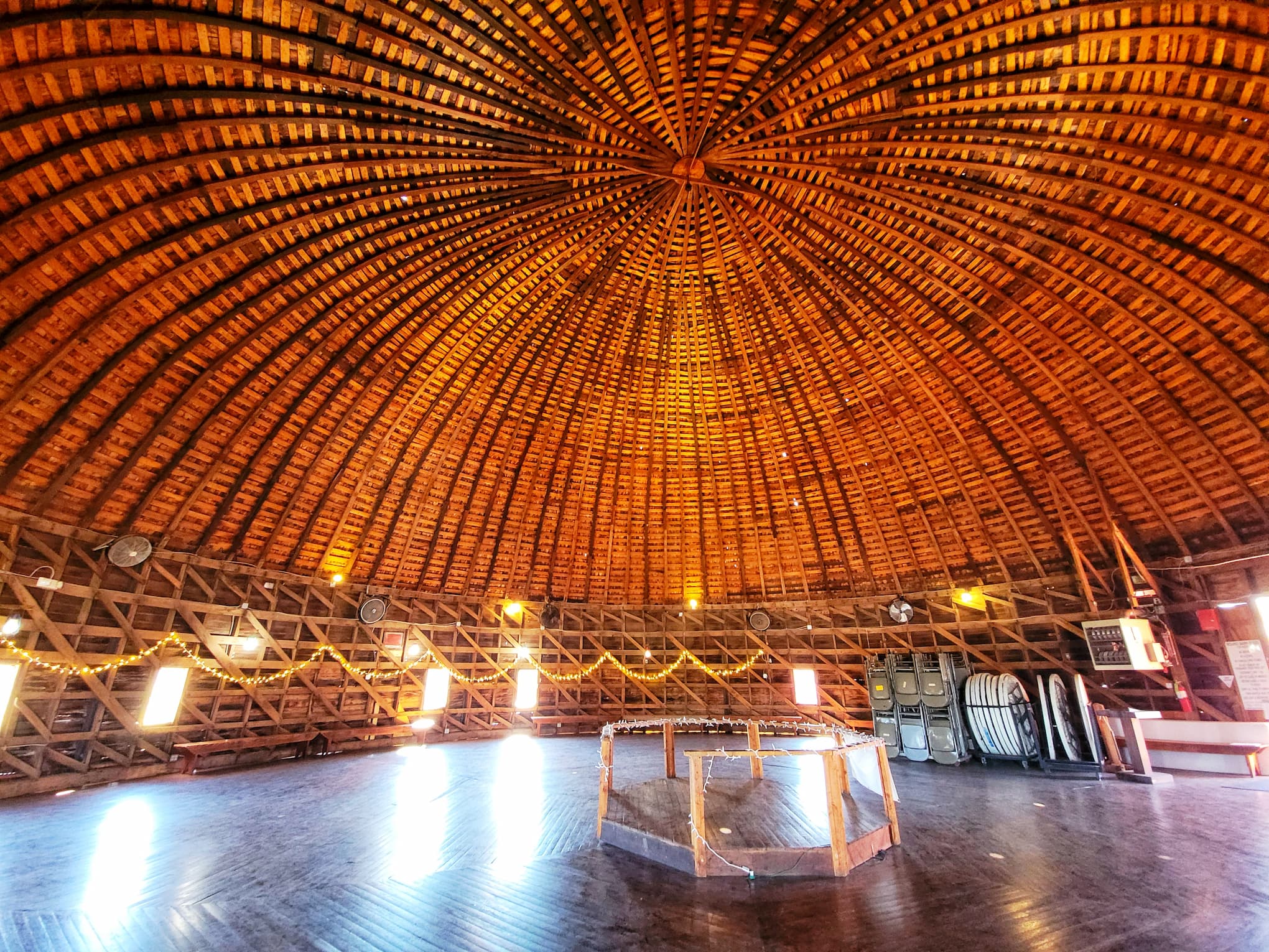 photo of arcadia round barn interior