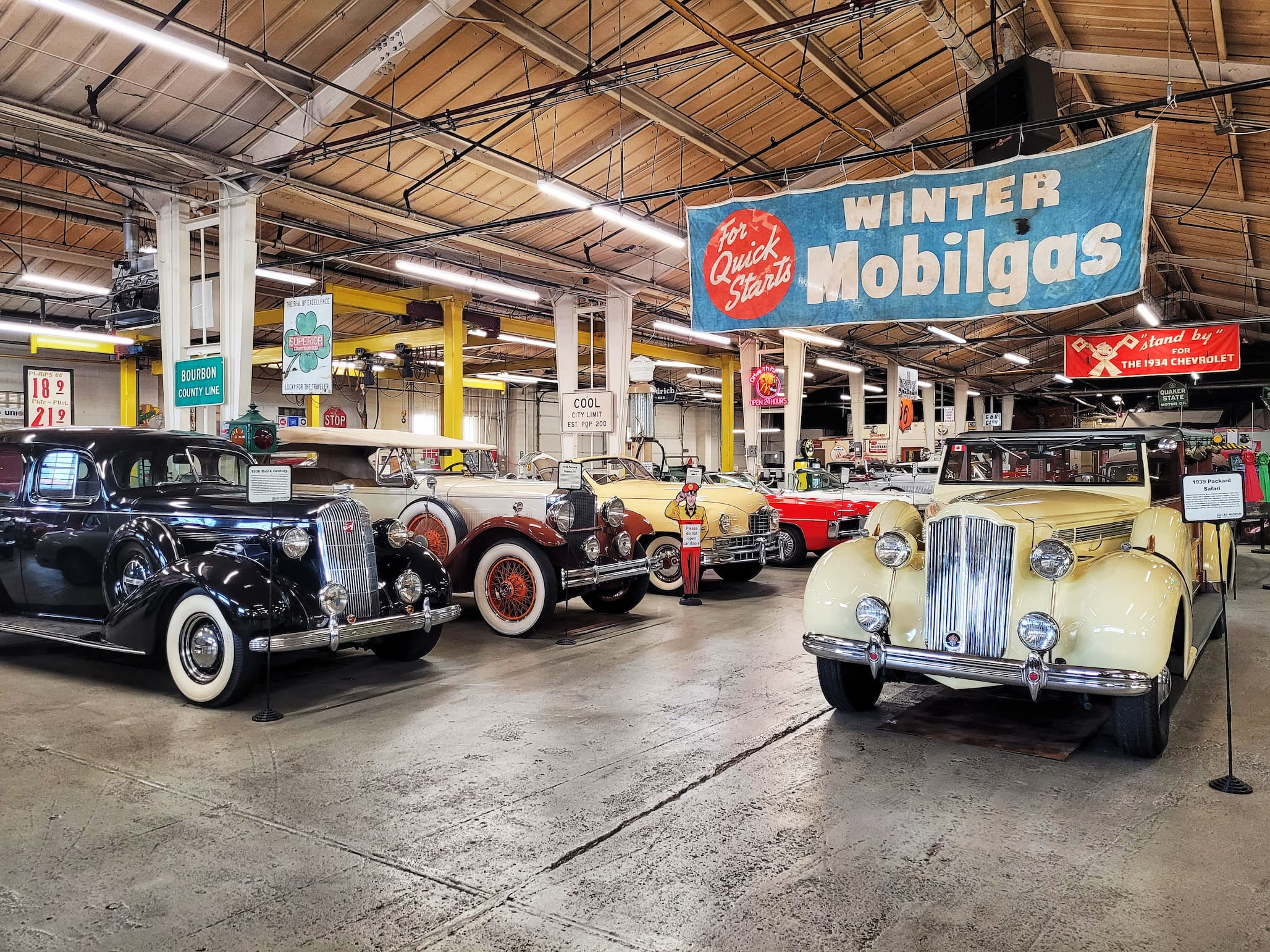 photo of inside route 66 car museum