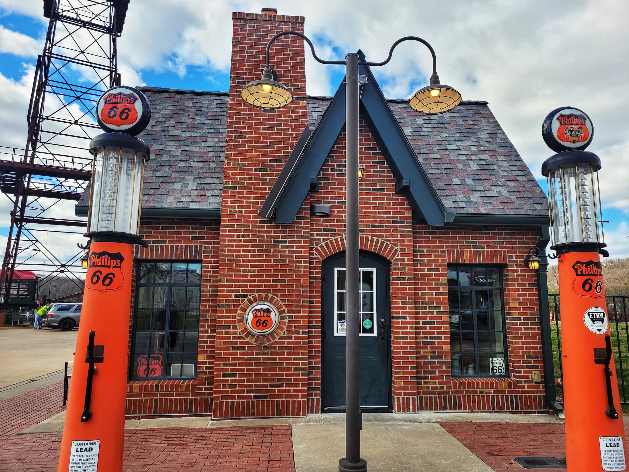 photo of route 66 historical village filling station
