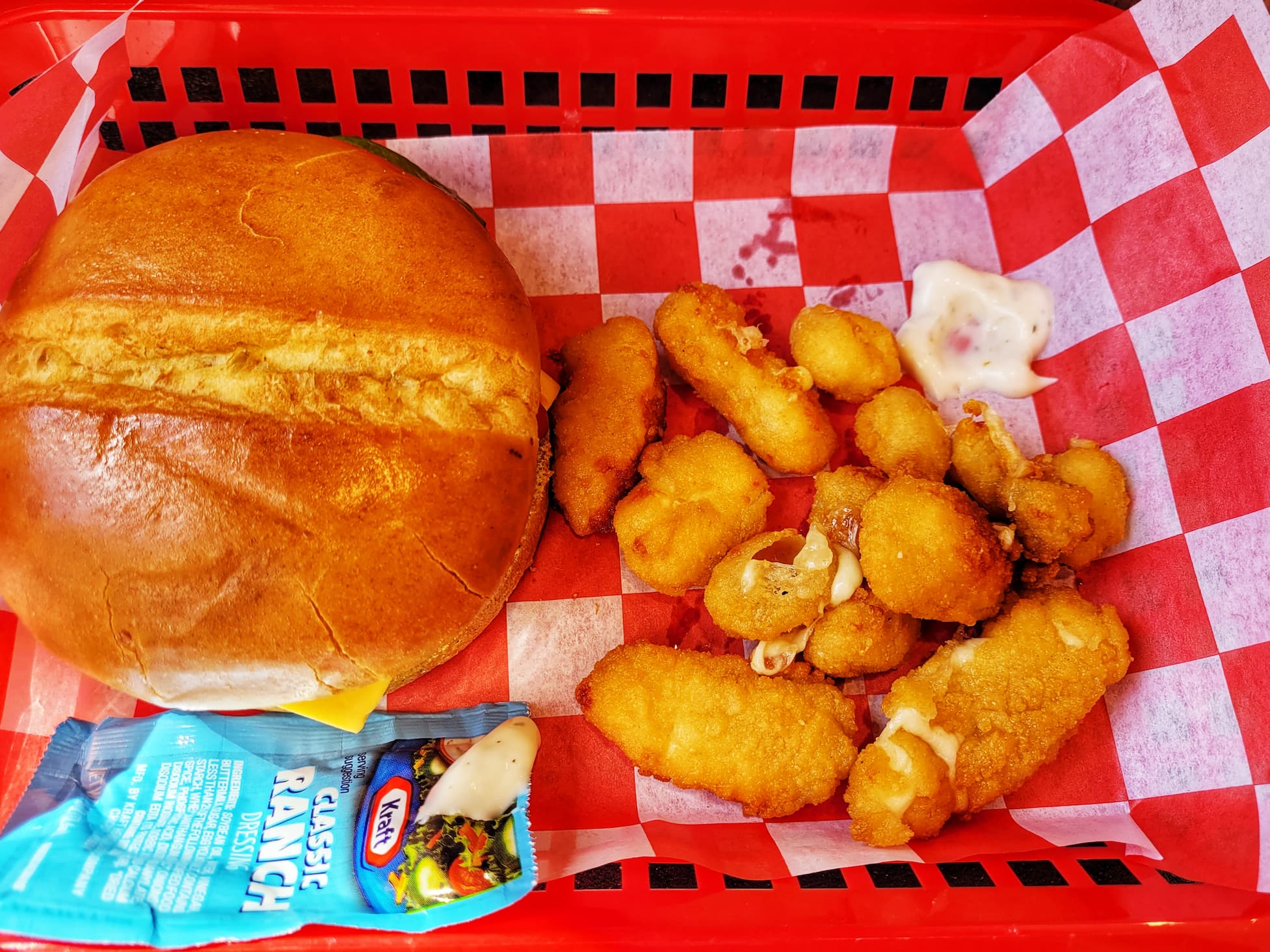 photo of burger at 66 on the go