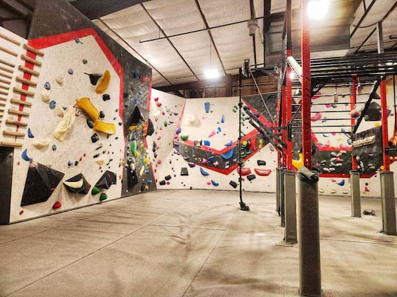 photo of threshold climbing gym