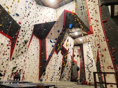 photo of threshold climbing gym