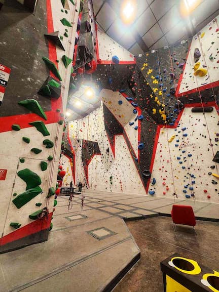 photo of threshold climbing gym