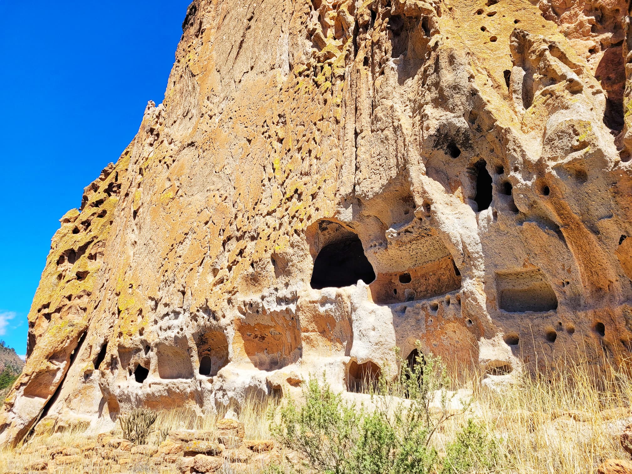 photo of bandelier national monument