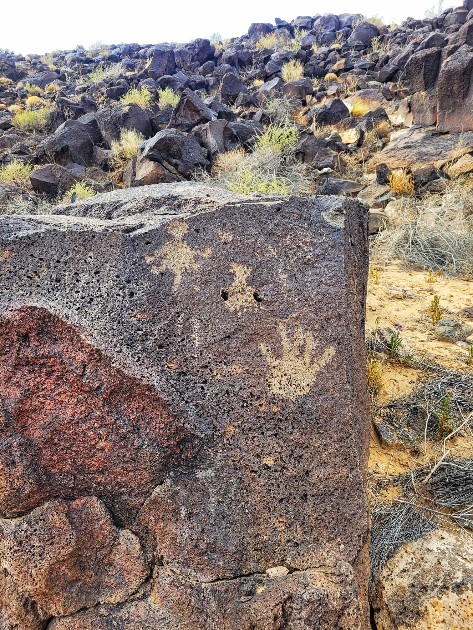 photo of petroglyphs national monument