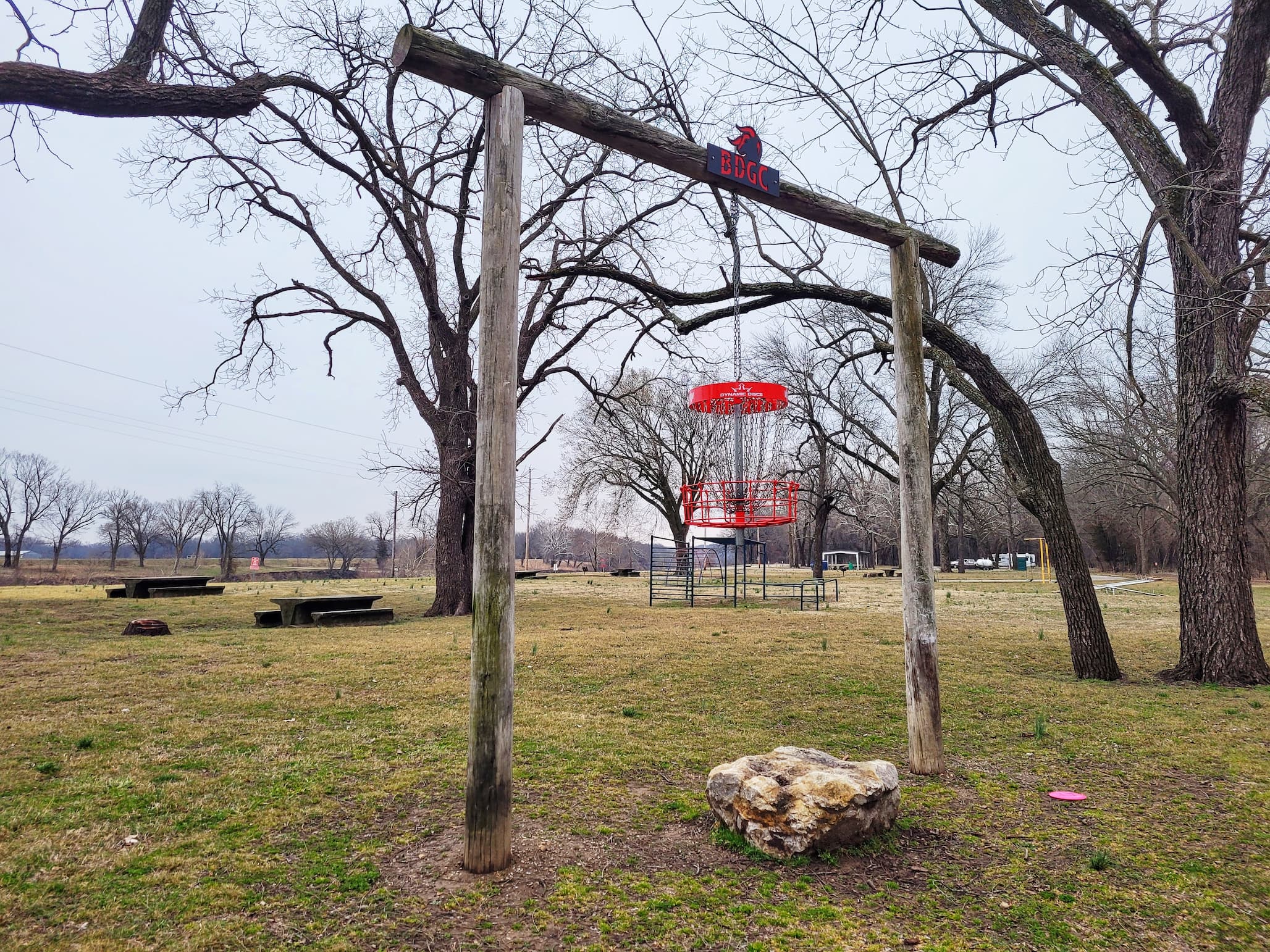 photo of baxter springs disc golf course hanging basket