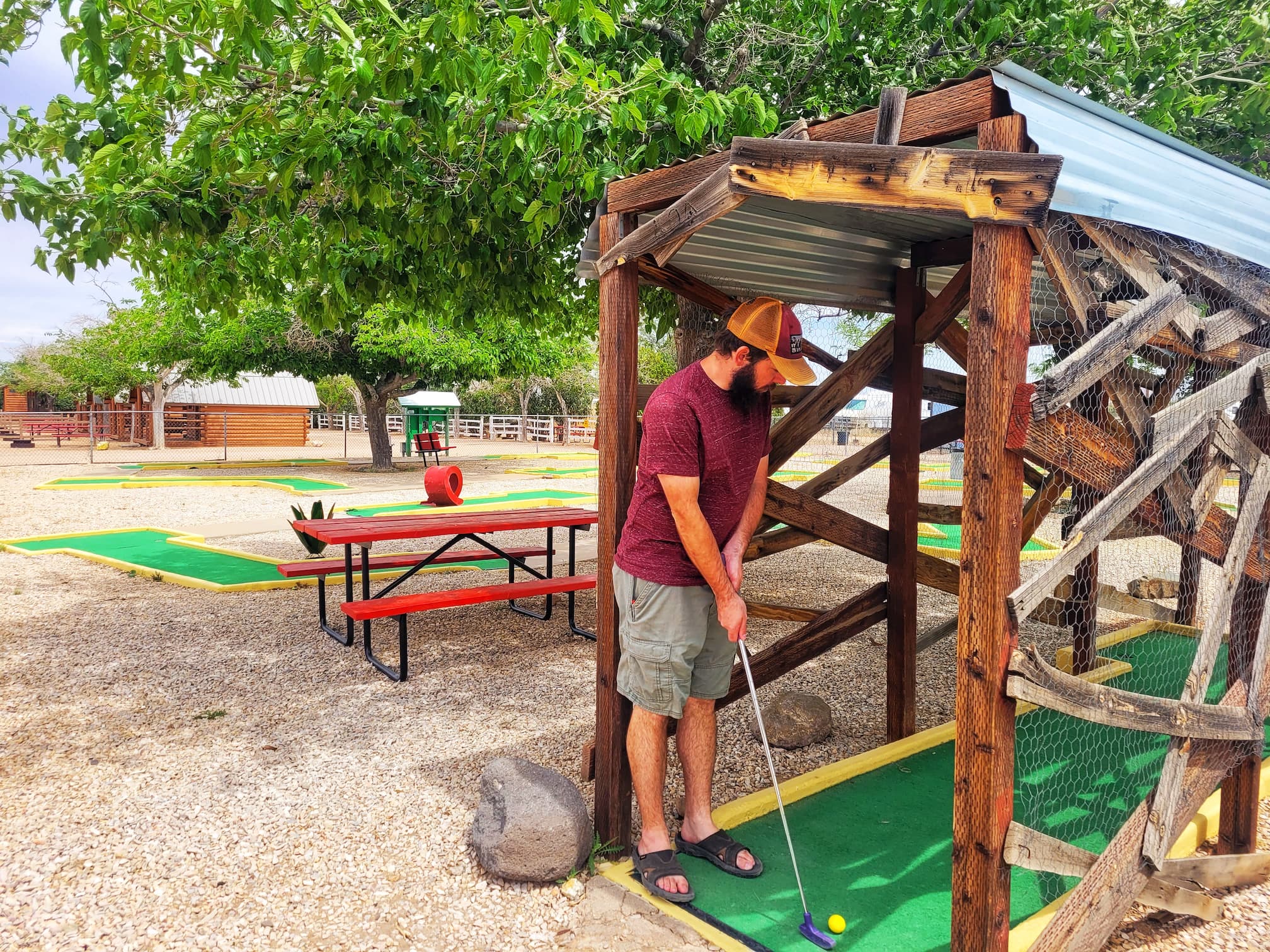 photo of kingman koa mini golf course