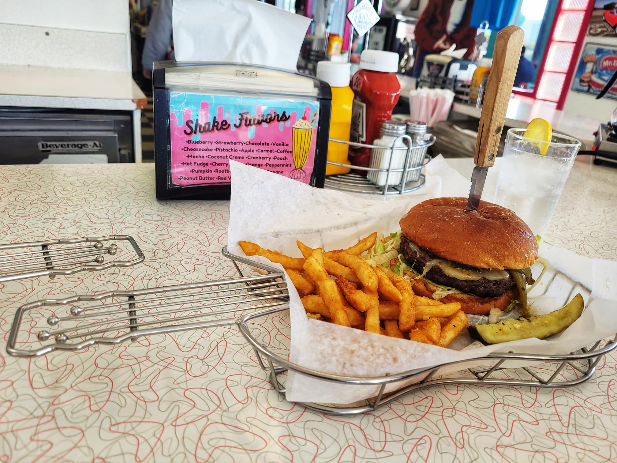 photo of burger from mr d'z diner
