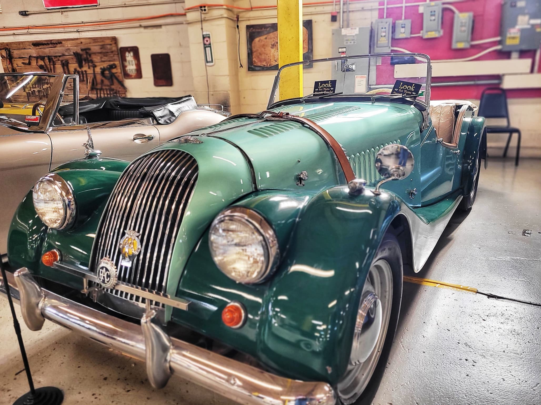 photo of 1963 morgan +4