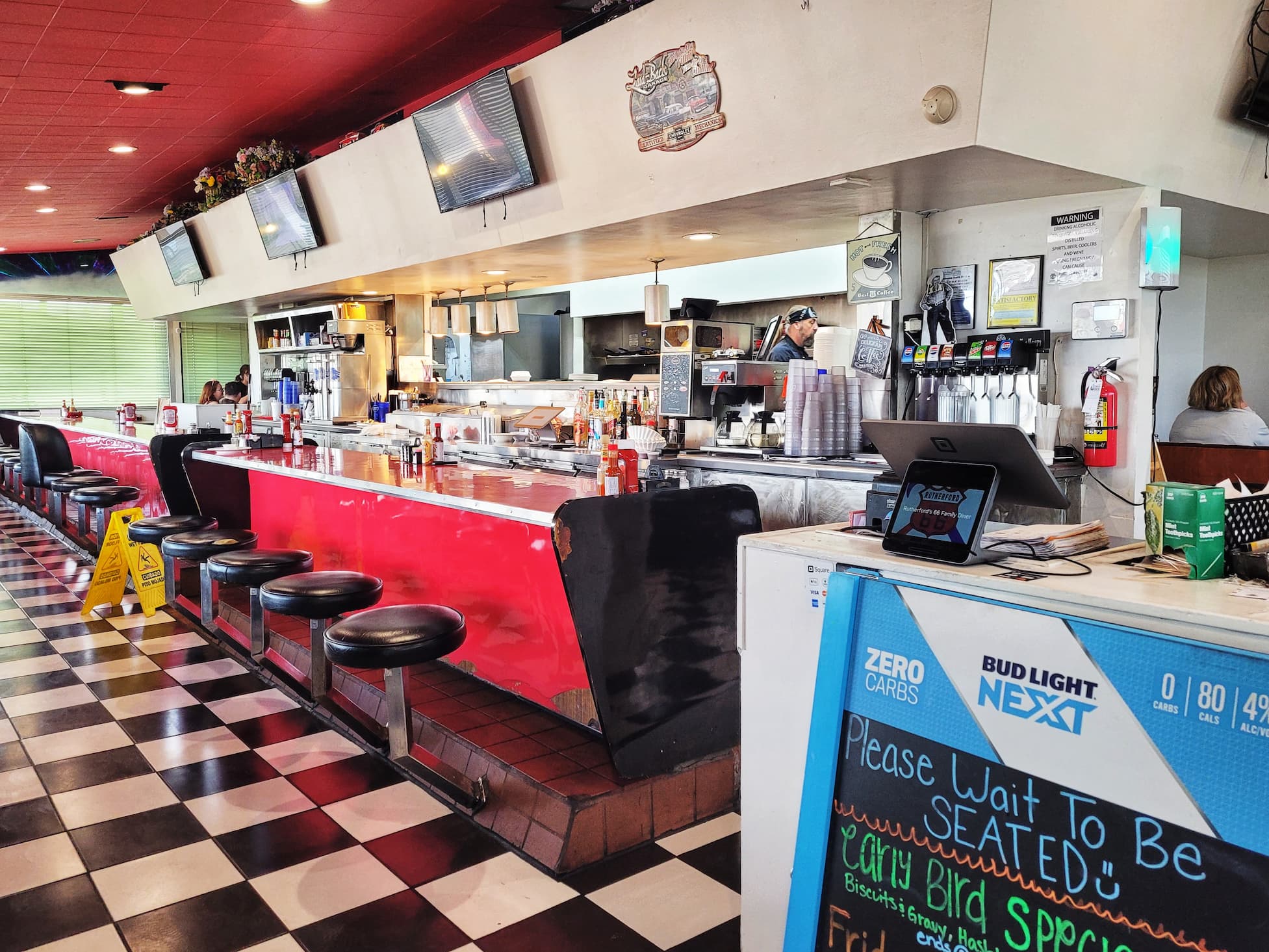 photo of inside rutherford's family diner