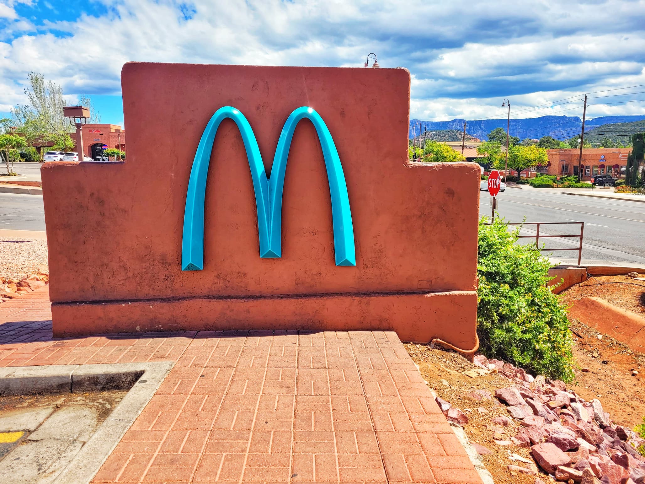 photo of teal arch mcdonalds