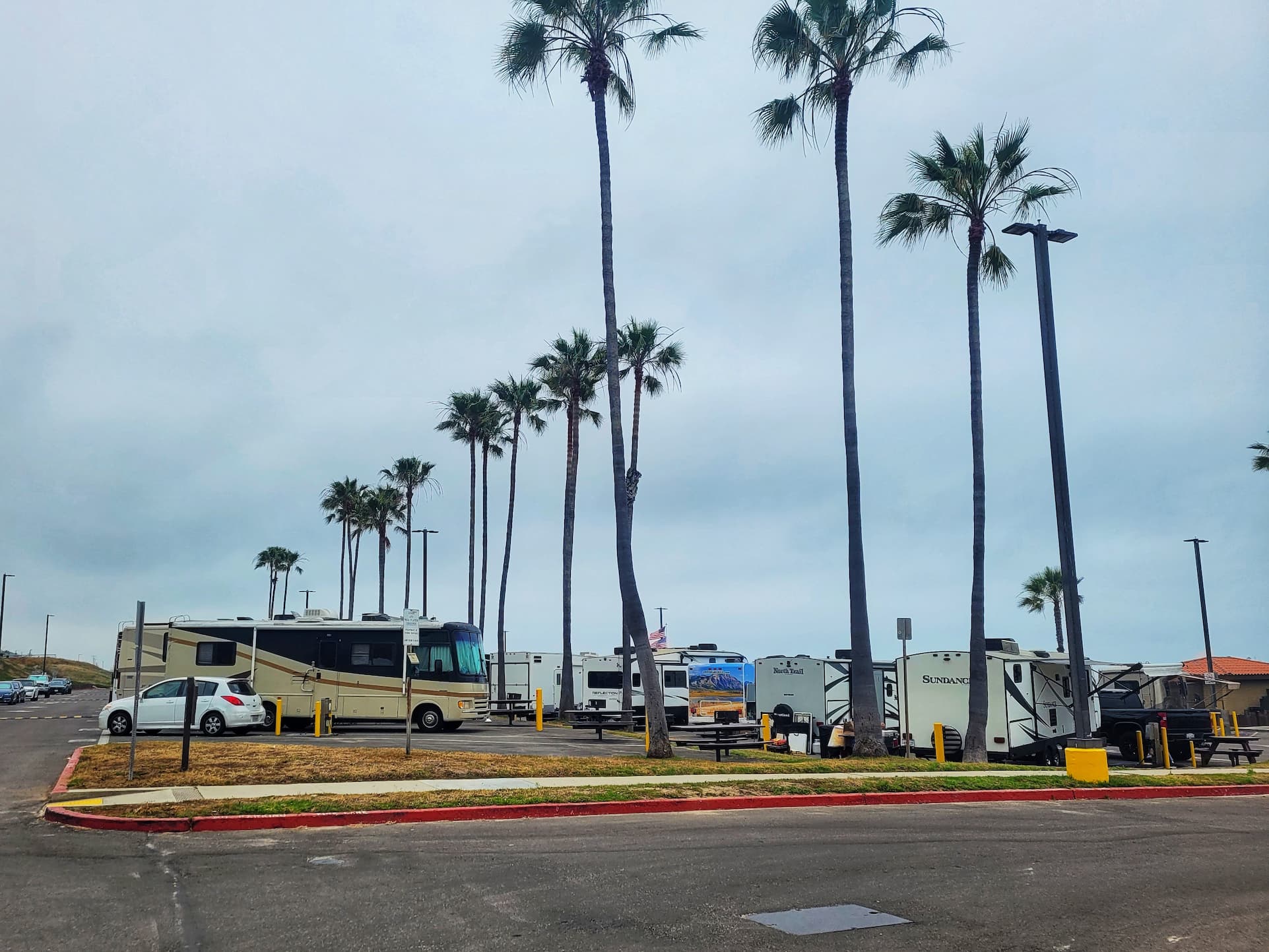 photo of dockweiler beach rv park