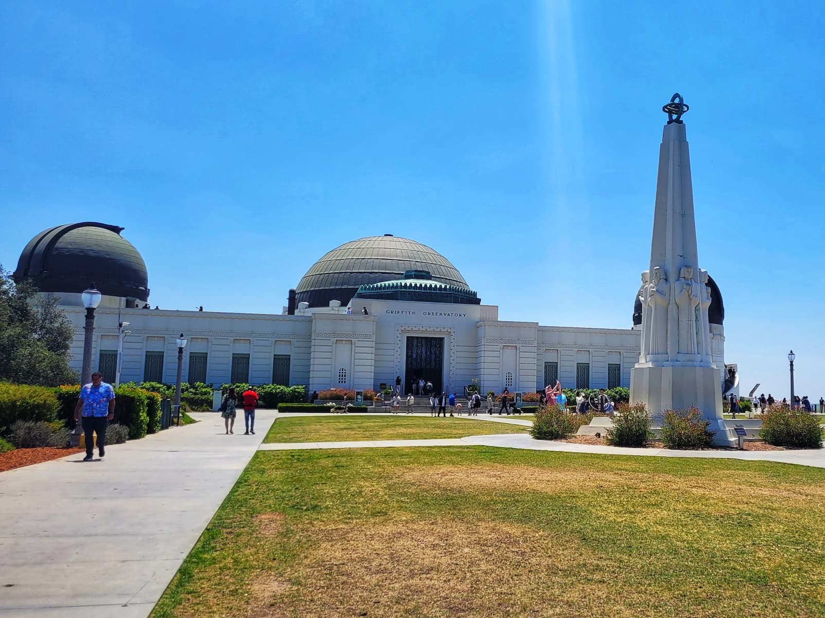 photo of griffith observatory