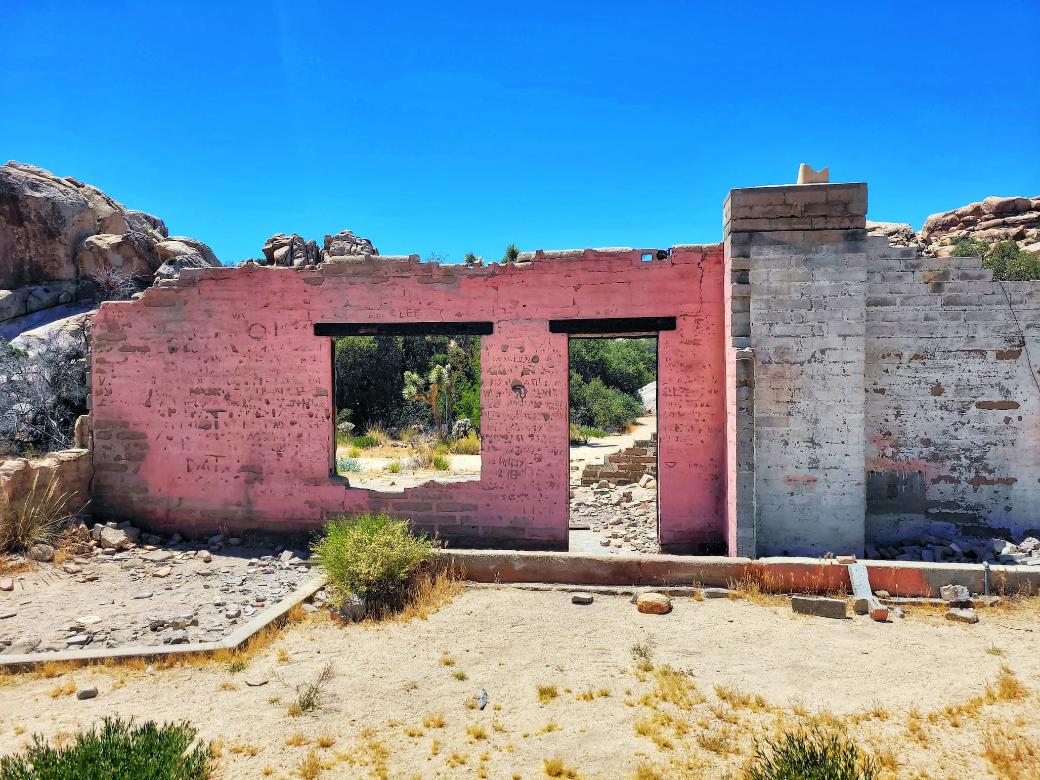 photo of wonderland ranch ruins