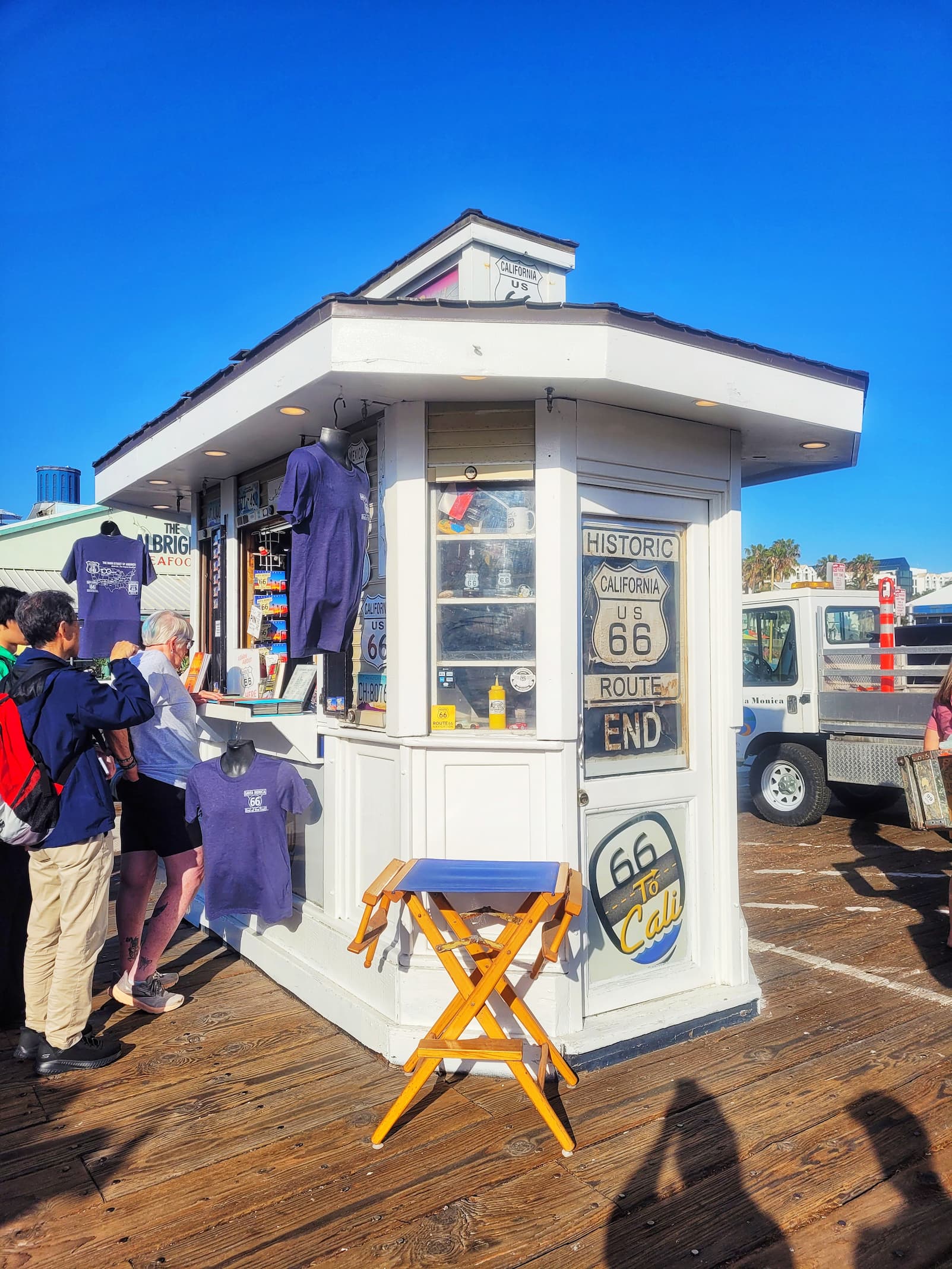 photo of 66 to cali kiosk