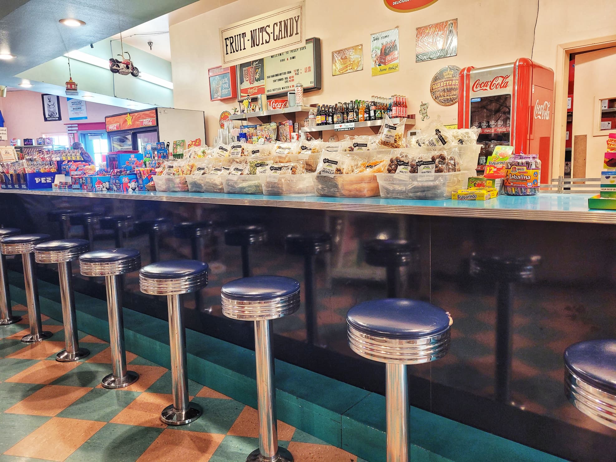 photo of peggy sue's 50's diner ice-cream counter