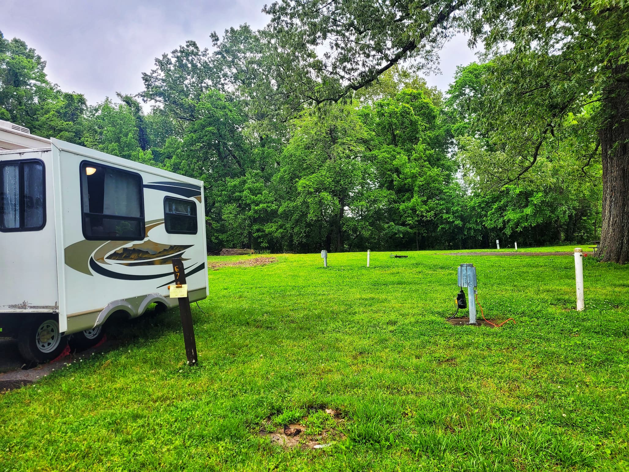 photo of kentucky dam village state resort park campground campsite hookups