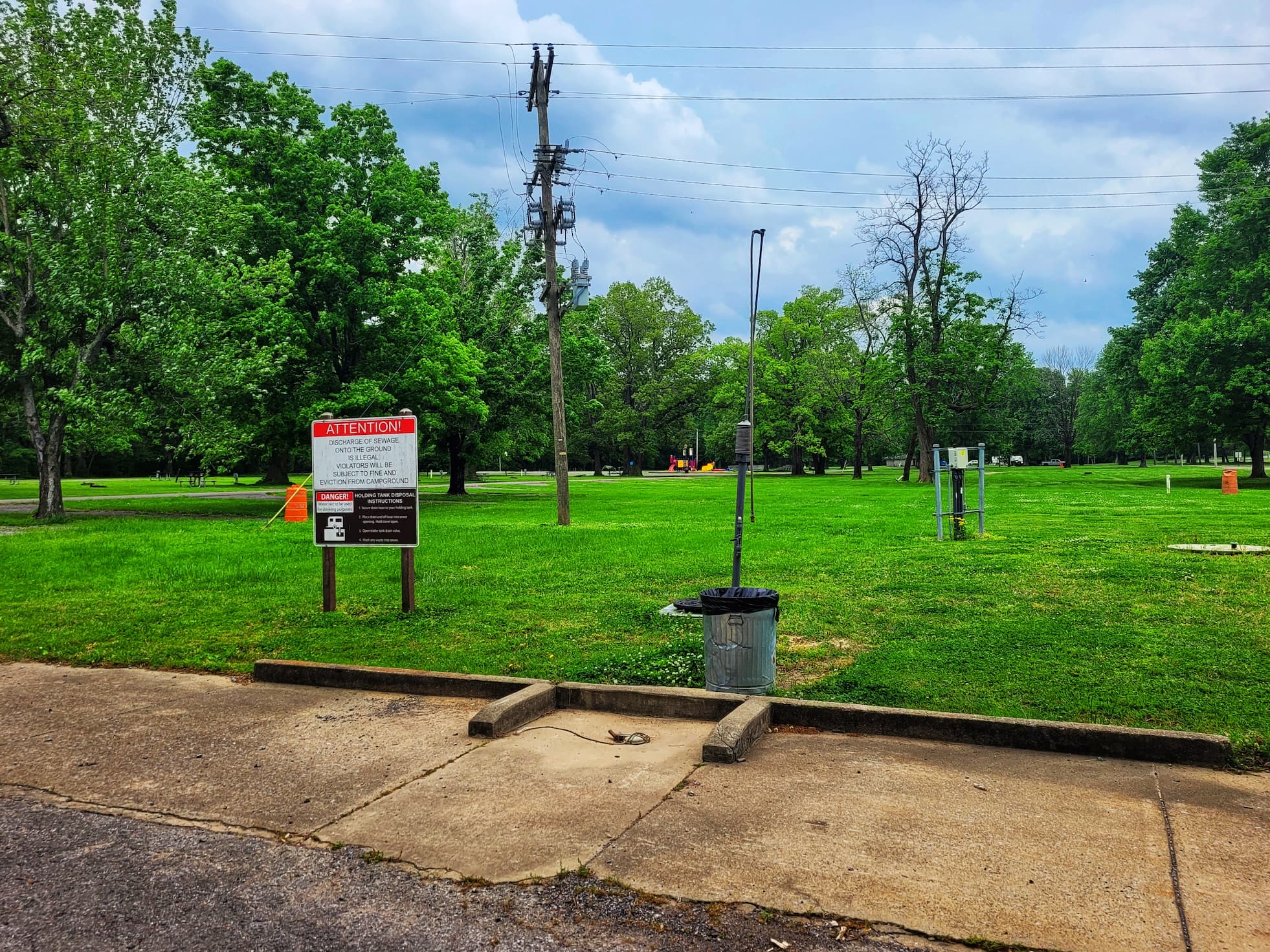 photo of kentucky dam village state resort park campground dumpstation