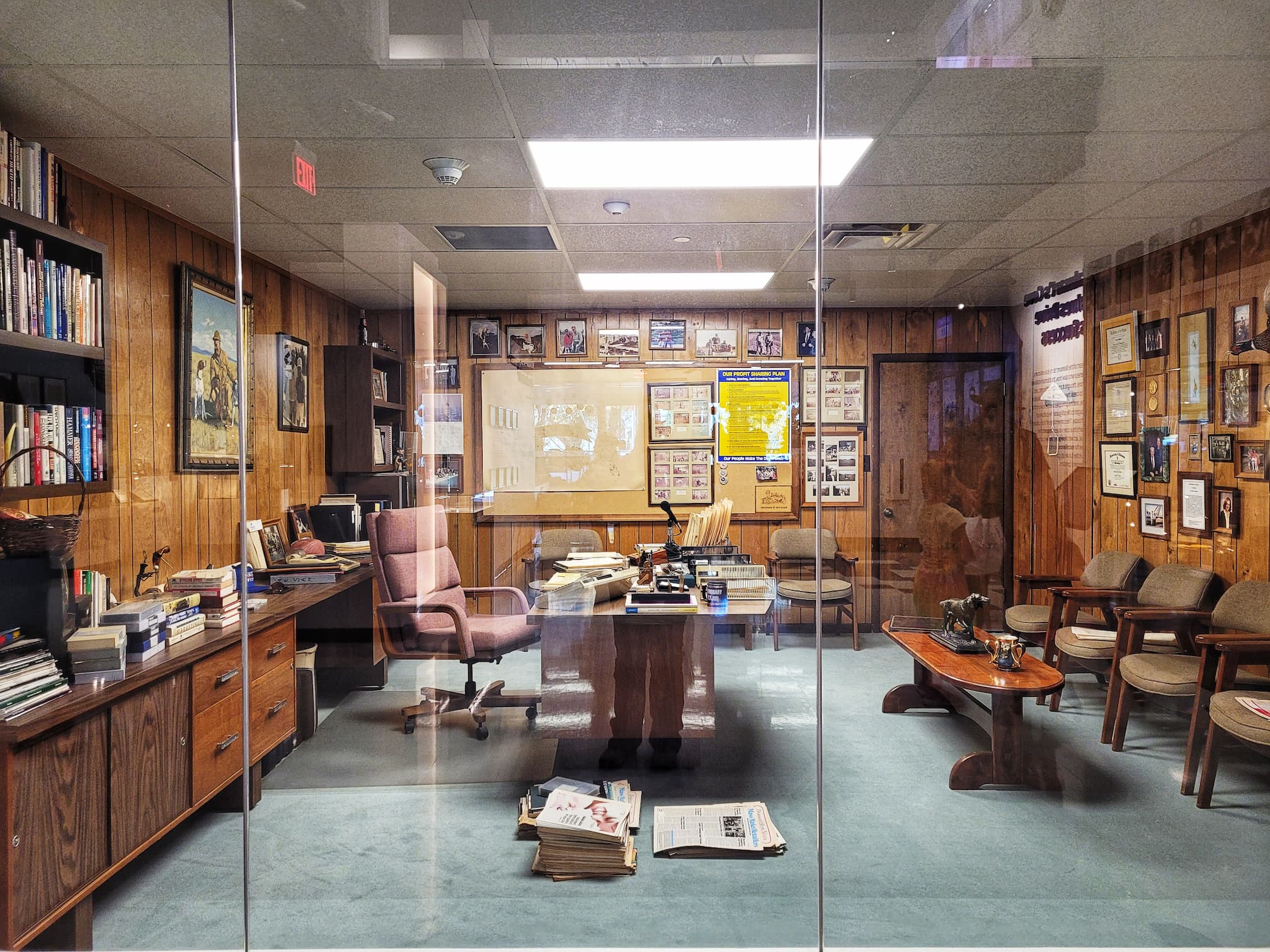 photo of recreated sam walton's office